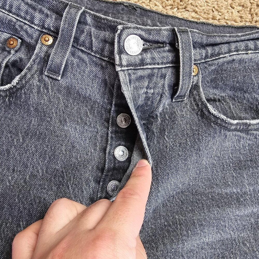 Levis 501 Skinny Jeans Mens Tag 27x32 Act 30x30.5 Black Raw Hem Button Fly - Picture 7 of 12